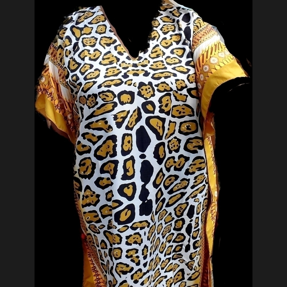 Winlar Maxi Hand Painted Leopard Print Kaftan One Size